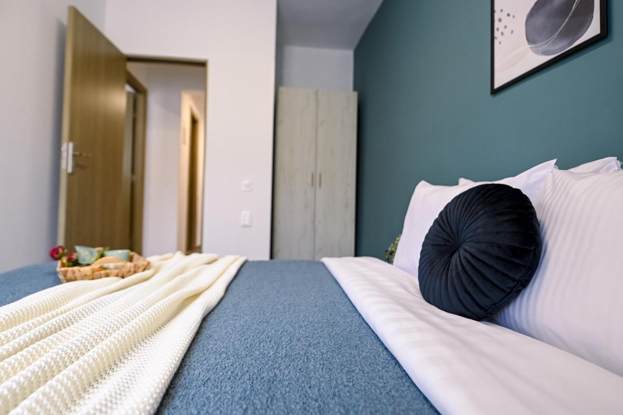 Old Town Charm - Modern & Comfortable Accommodation In The Heart Of The City Bucureşti Eksteriør bilde