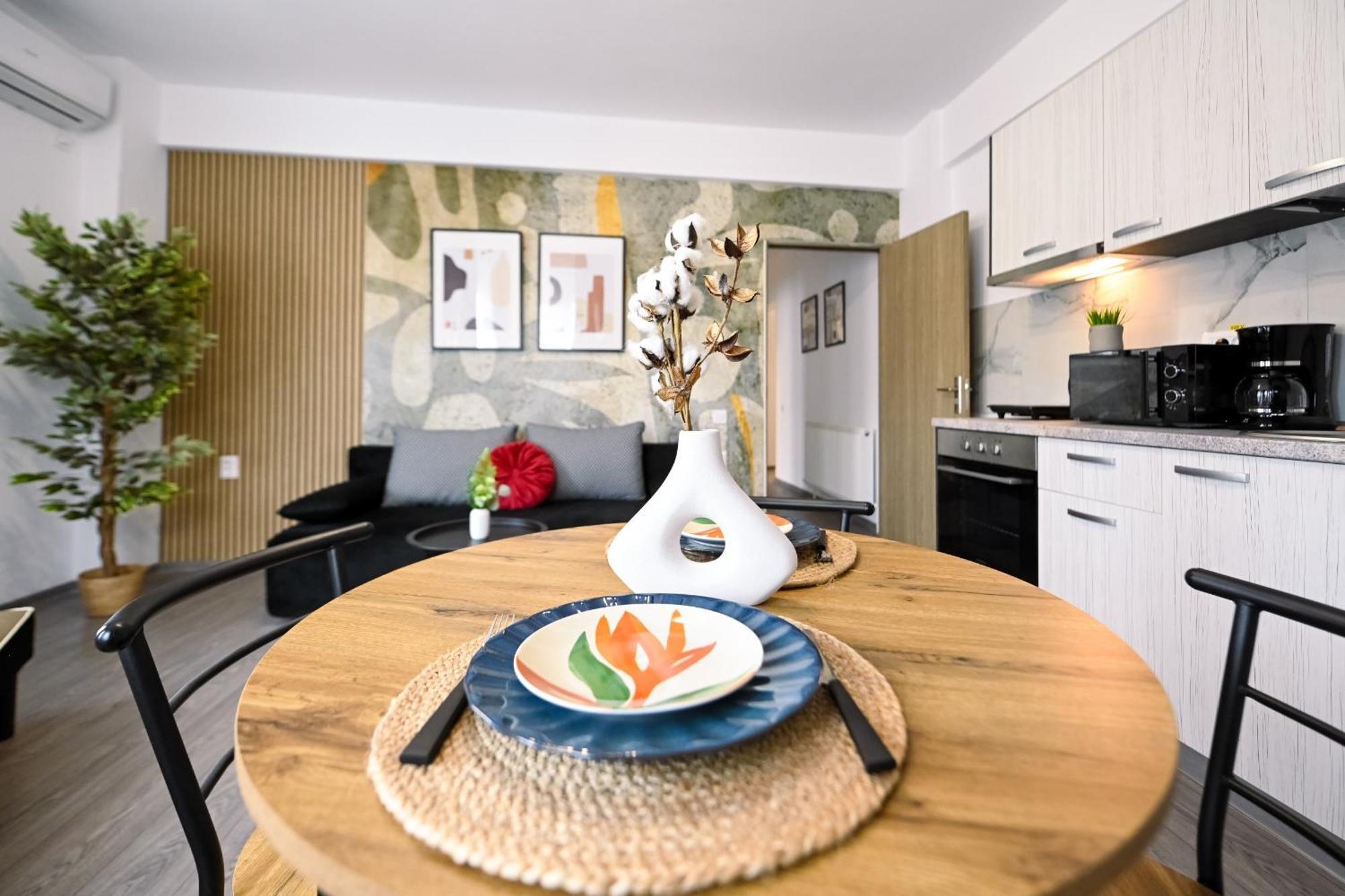 Old Town Charm - Modern & Comfortable Accommodation In The Heart Of The City Bucureşti Eksteriør bilde