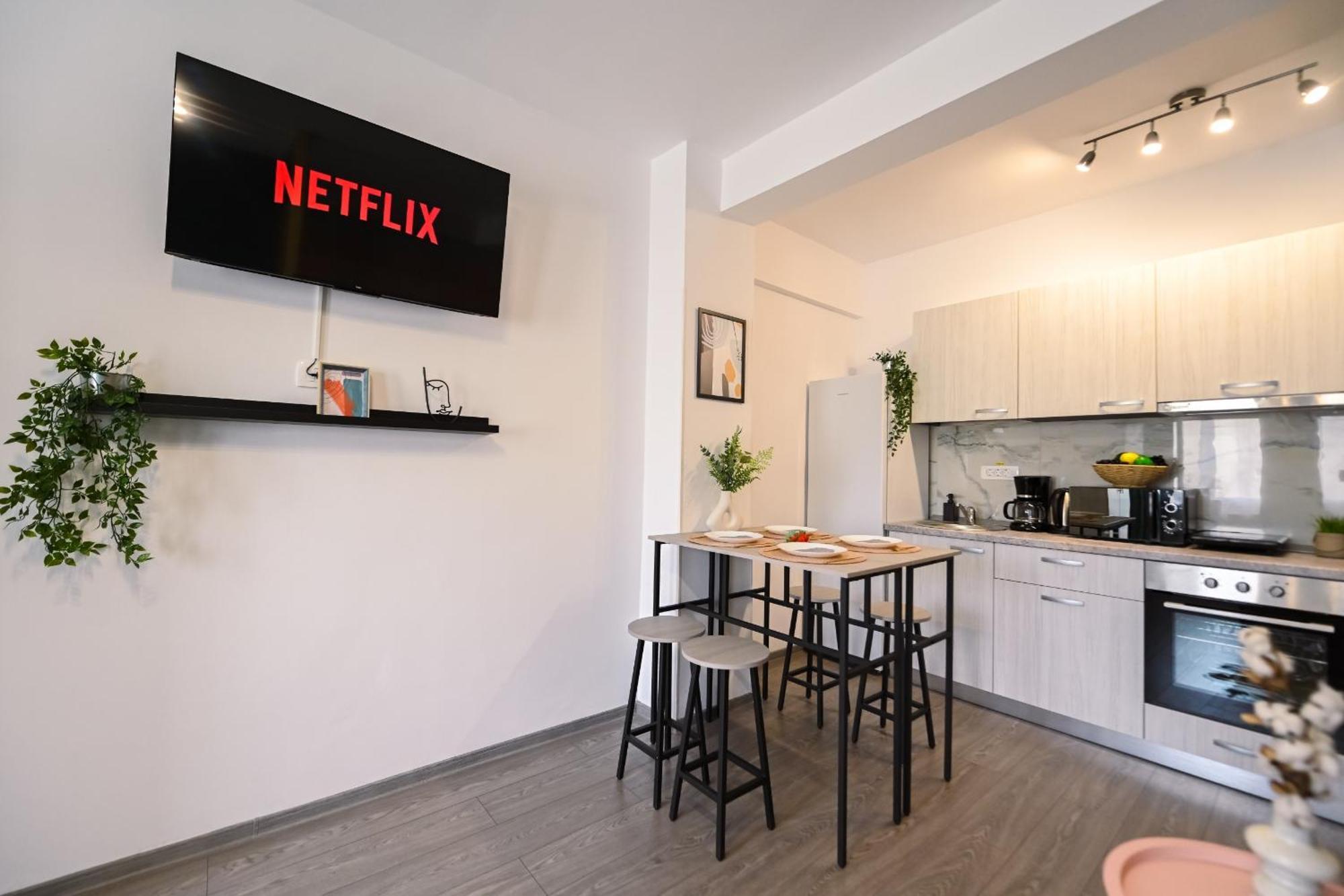 Old Town Charm - Modern & Comfortable Accommodation In The Heart Of The City Bucureşti Eksteriør bilde
