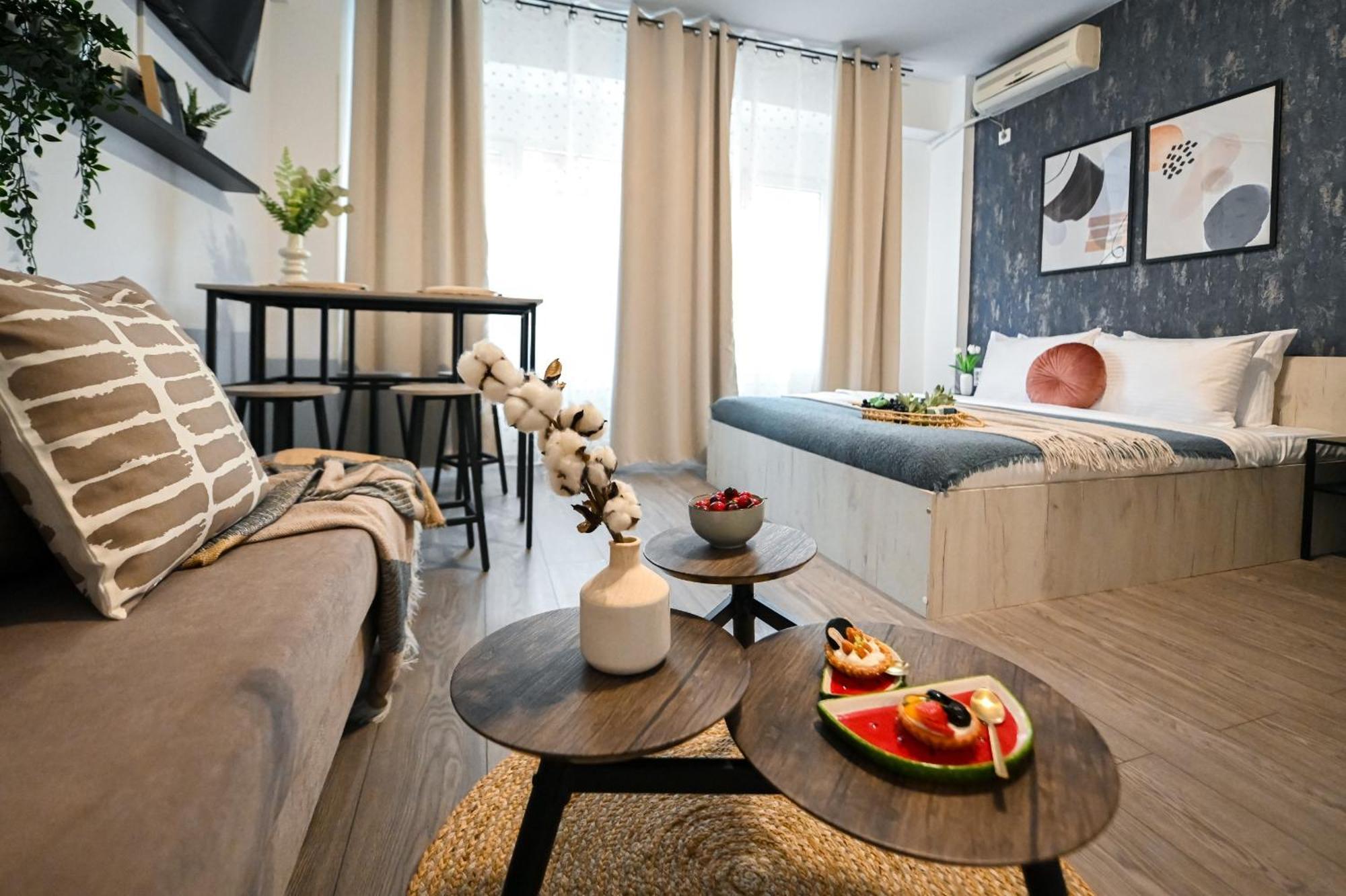 Old Town Charm - Modern & Comfortable Accommodation In The Heart Of The City Bucureşti Eksteriør bilde