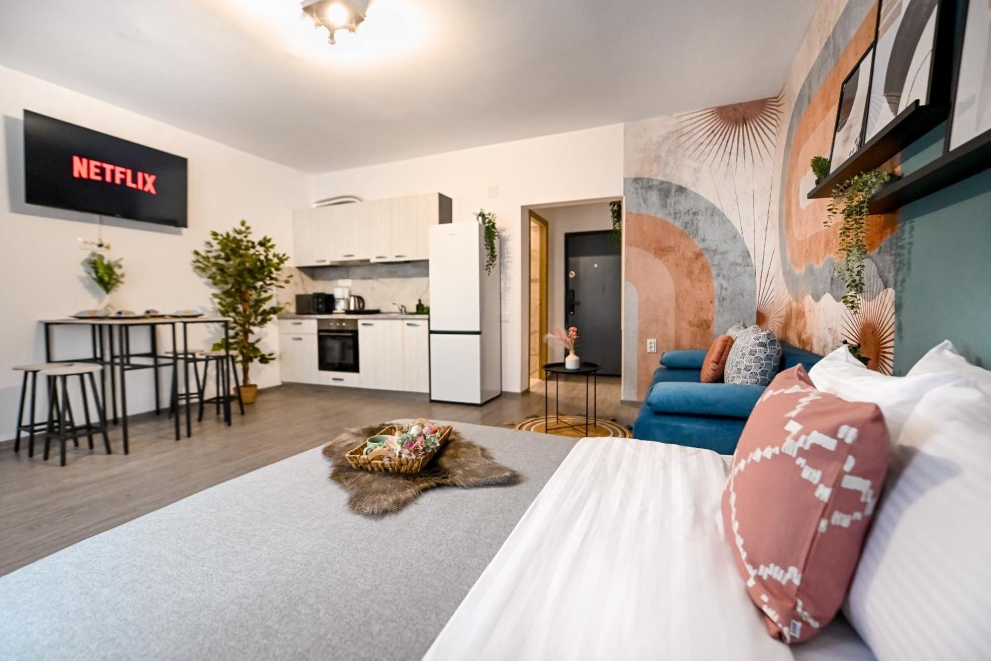 Old Town Charm - Modern & Comfortable Accommodation In The Heart Of The City Bucureşti Eksteriør bilde
